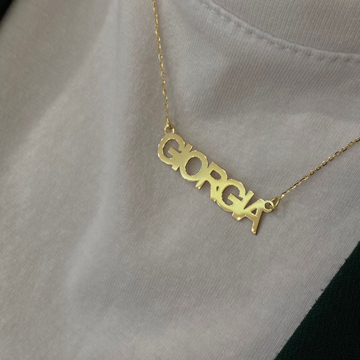 Collana Nome Stampatello Personalizzata In Oro 18kt - My Mo Gioielli